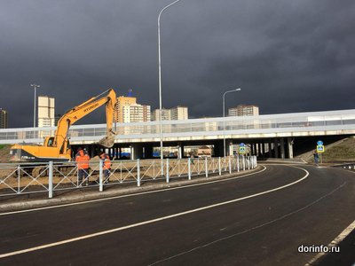 Второй этап реконструкции Приморского шоссе в Петербурге могут завершить досрочно