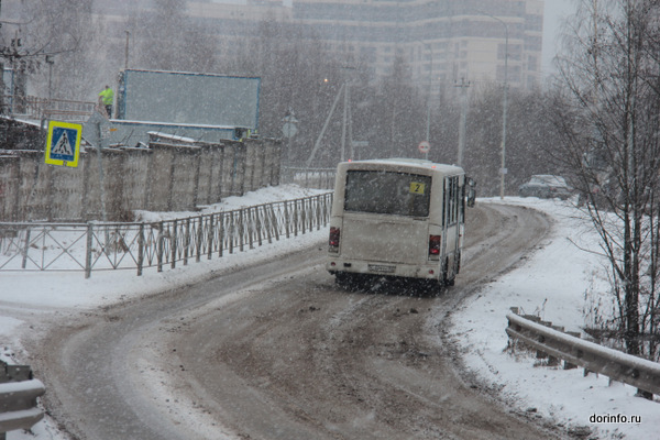 Ограничено движение автобусов и большегрузов по трассе М-5 Урал в Самарской и Ульяновской областях