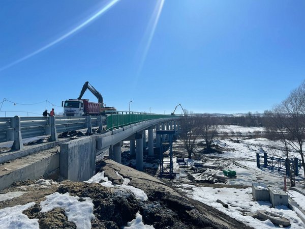 Капремонт моста через реку Тихая Сосна в Воронежской области выполнен на 47 %