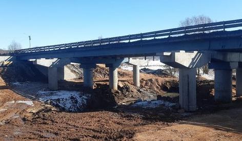 Завершены работы по уширению опор на мосту через Средний Аниш на трассе М-7 Волга в Чувашии