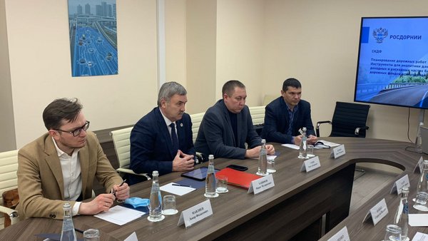 Министр транспорта Татарстана и эксперты дорожной отрасли обсудили строительство трассы Шали - Бавлы