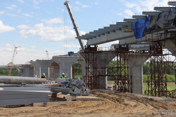 На август запланирована стыковка пролетов нового моста через Зею в Благовещенске