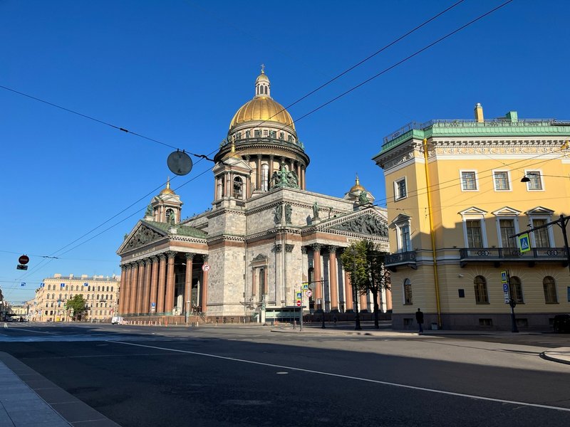 В Петербурге ограничат скорость движения электросамокатов на подъездах к метро в часы пик