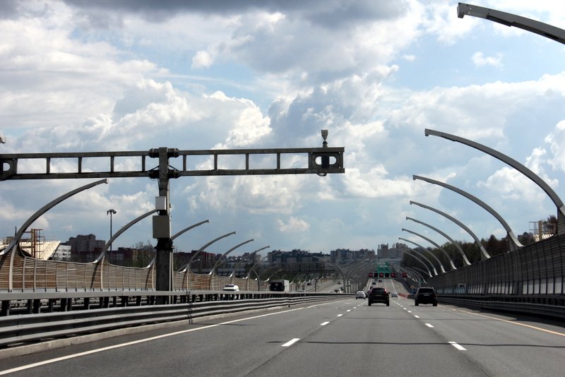 На участке ЗСД в Петербурге ограничено движение из-за дорожных работ