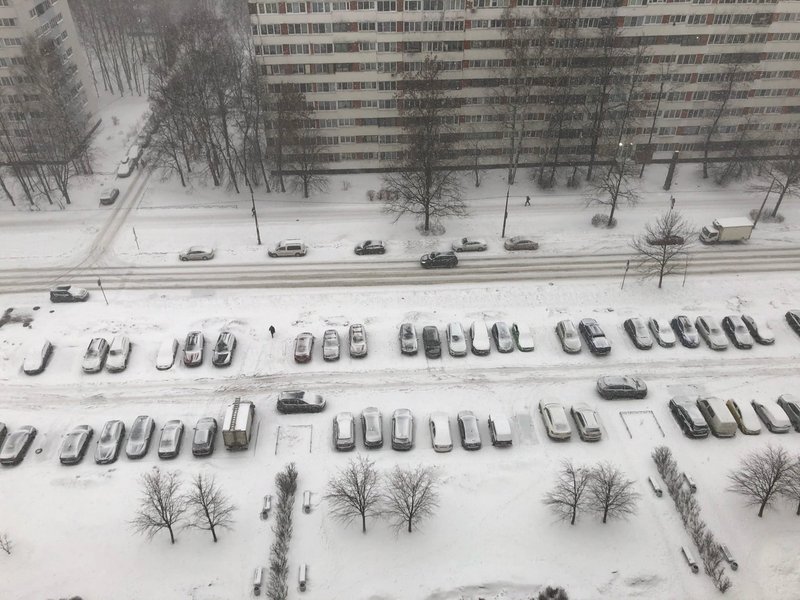 ГИБДД просит водителей Петербурга и Ленобласти быть осторожнее из-за снегопада
