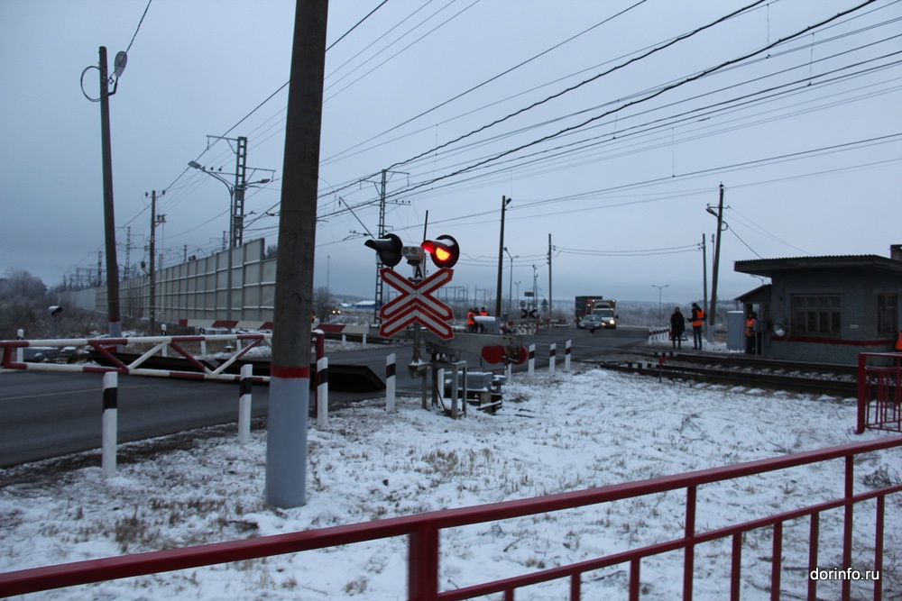 Движение автотранспорта ограничат на переезде на станции Рыбное в Рязанской области
