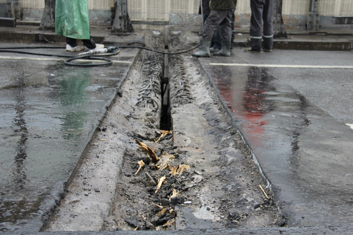 К сентябрю завершат ремонт дефшвов на путепроводе на улице Мичурина в Красноярске