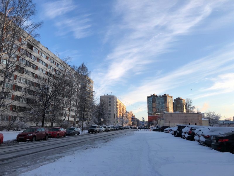 Водителей Петербурга просят отказаться от поездок на машине 6-7 декабря