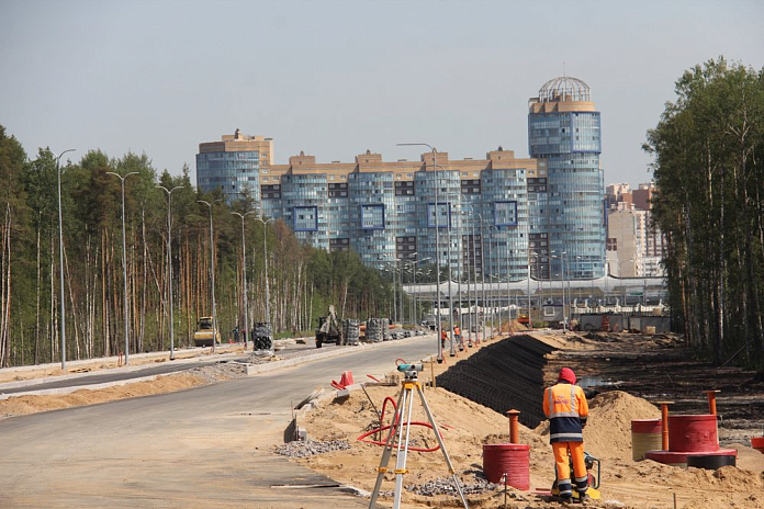 Строительная готовность Шуваловского проспекта в Петербурге оценивается в 70 %