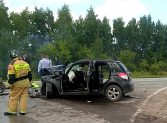 Семь человек погибли в лобовом ДТП в Новосибирской области