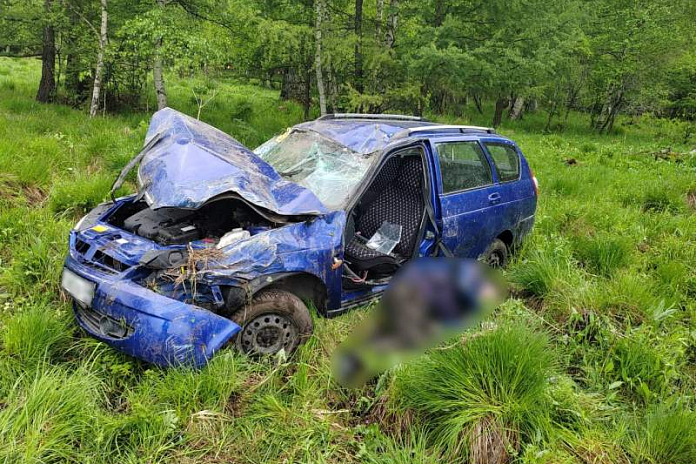 Двое из легковушки погибли в ДТП в Республике Алтай