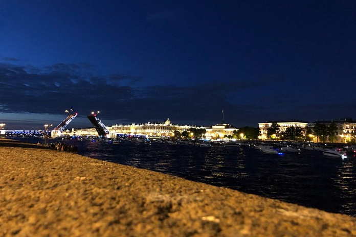 В Петербурге в ночь на 20 мая Дворцовый мост разведут под музыку Рахманинова