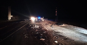 Водитель и пассажирка иномарки погибли в аварии на трассе Р-257 Енисей в Хакасии