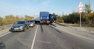 Массовая авария затруднила движения на бесплатном участке трассы М-4 Дон в Липецкой области