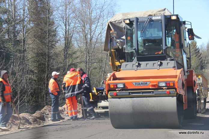 Более 380 млн рублей выделили на ремонт дорог к сельхозпредприятиям в Кировской области