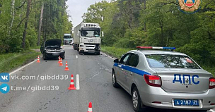 Водитель легковушки погиб в аварии с грузовиком на трассе Калининград – Балтийск в Калининградской области