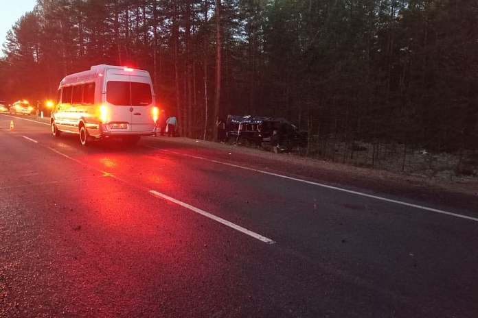 Один человек погиб, шестеро пострадали в утреннем ДТП на подъезде к Лодейному Полю в Ленобласти