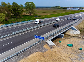 На трассе Р-217 Кавказ открыли рабочее движение по мосту через реку Валерик