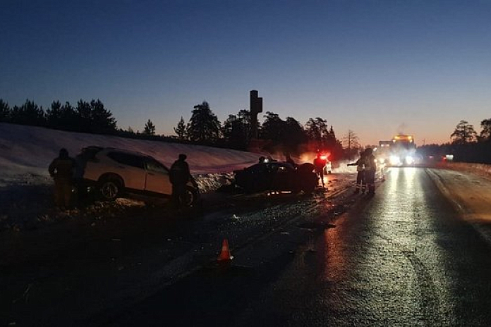 Три человека погибли в утренней аварии на трассе М-5 Урал в Челябинской области