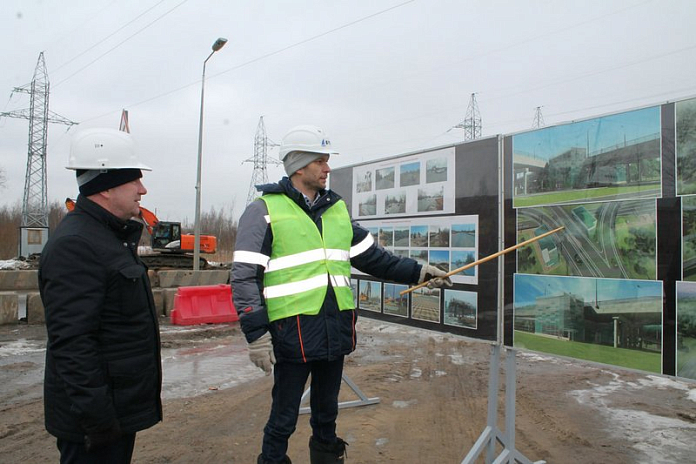 На юге Петербурга проинспектировали ход реализации дорожных проектов