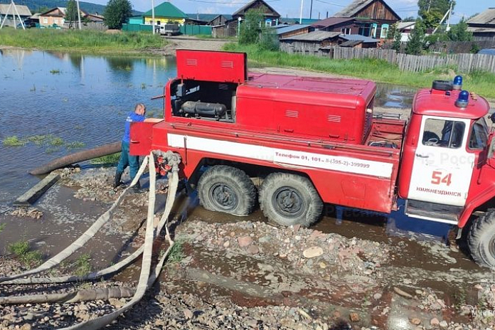 Дождями в Иркутской области размыло автодороги