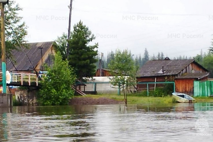 Восстановлено движение по размытому участку трассы Усть-Кут – Уоян в Иркутской области