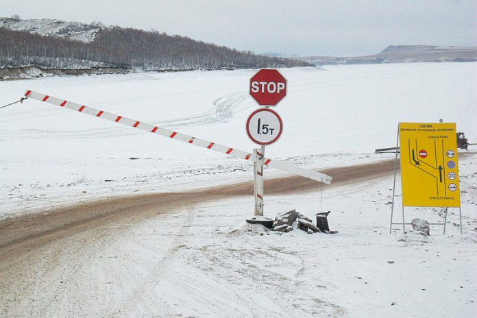 Шесть ледовых переправ и семь зимников Красноярского края закрыли для проезда