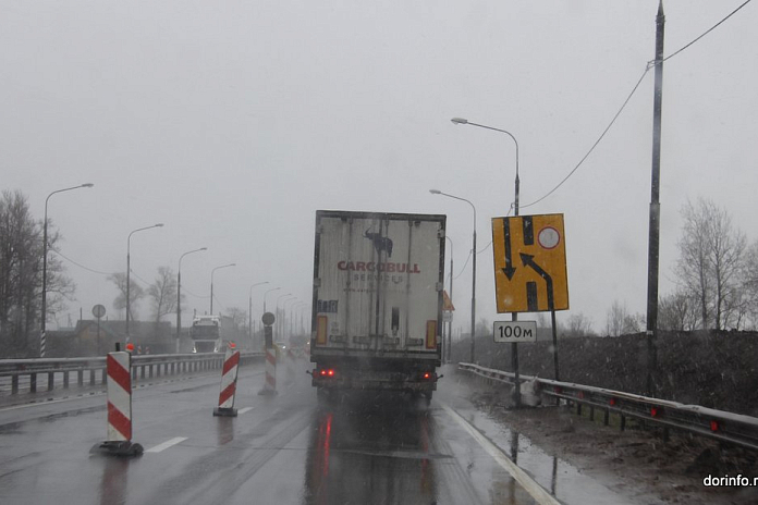 На Северном мосту на объездной дороге Томска частично открыли отремонтированную сторону