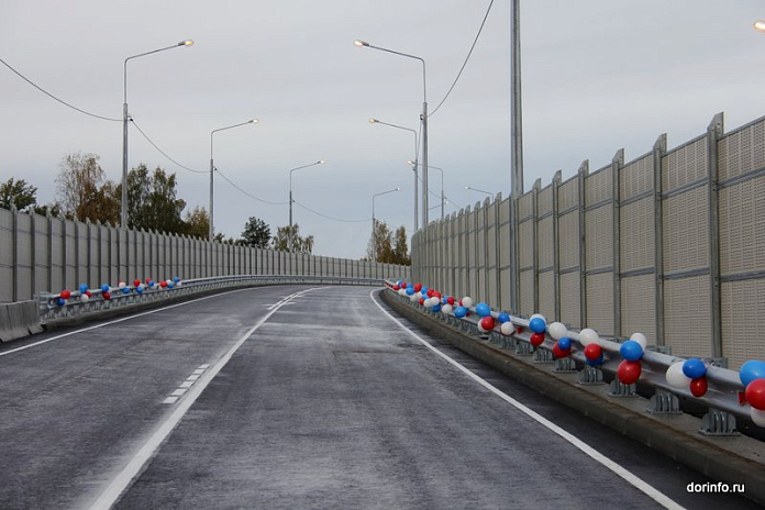 Движение по Троицкому мосту в Пскове планируют запустить до Нового года