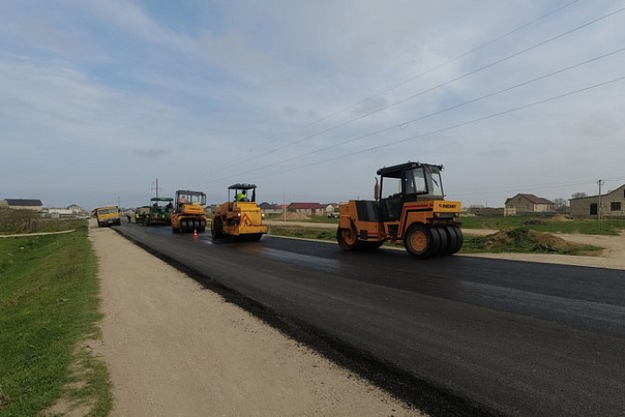 В Дагестане ремонтируют автодорогу Манас – Сергокала – Первомайское