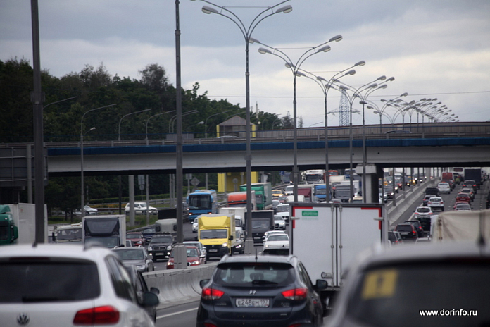 На платных трассах «Автодора» в майские праздники трафик увеличится до 50 %