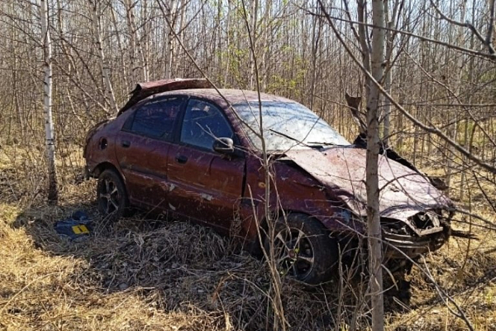 Водитель легковушки погиб в ДТП в Омской области
