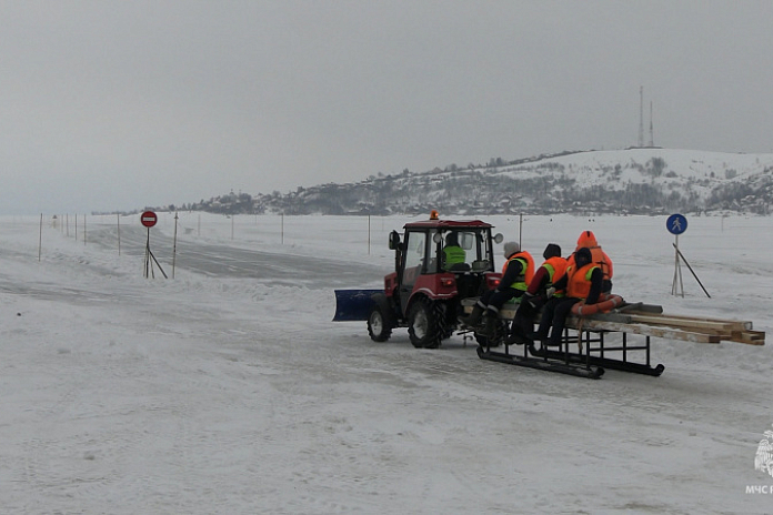 В Татарстане открыли для транспорта ледовую переправу Старое Аракчино - Верхний Услон