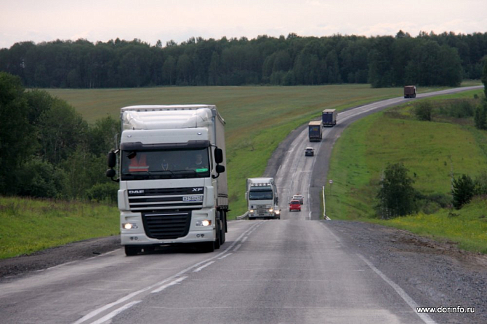 В Новгородской области введут весенние ограничения для большегрузов