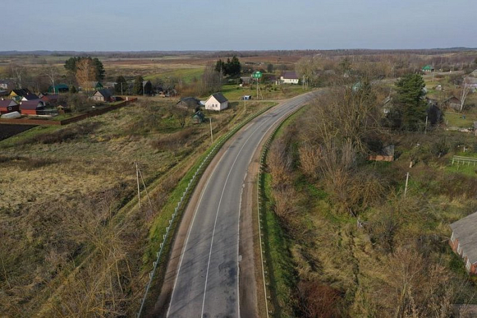 Заключены контракты на ремонт почти 50 км трассы А-122 в Псковской области