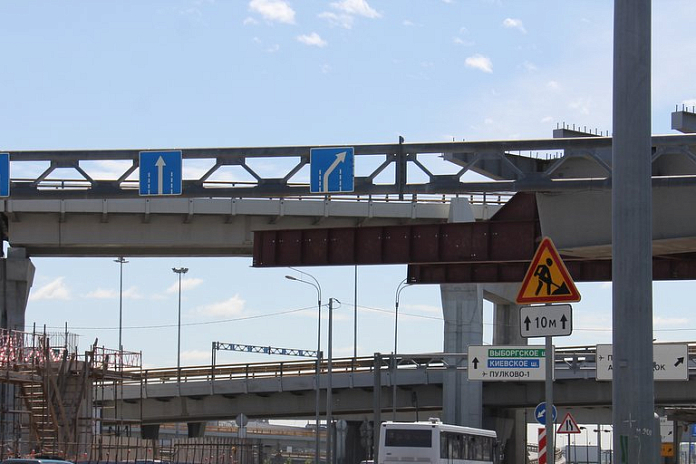 На дороге в Пулково в Петербурге ограничат движение с 19 марта