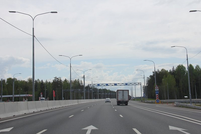 Федеральные трассы Р-351 и Р-242 в Свердловской и Тюменской областях передадут Автодору