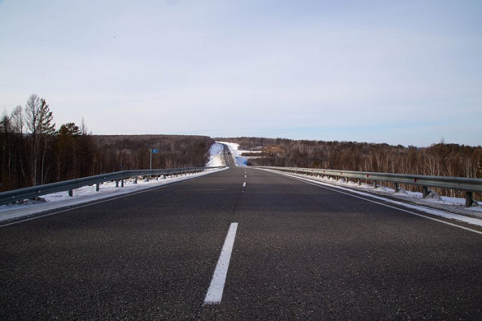 Порядка 18 км трассы А-360 Лена в Якутии и Приамурье переведут в асфальтобетон в 2024 году