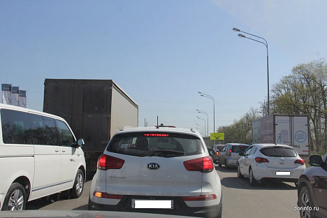 ДТП с мотоциклом затруднило движение на северо-западе <b>ТТК</b> в Москве утром 21 мая