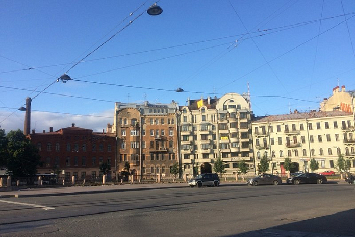 В Петербурге отремонтируют покрытие на Каменноостровском проспекте