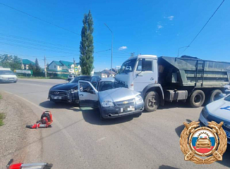 В тройном ДТП под Уфой погиб водитель машины Chevrolet Niva