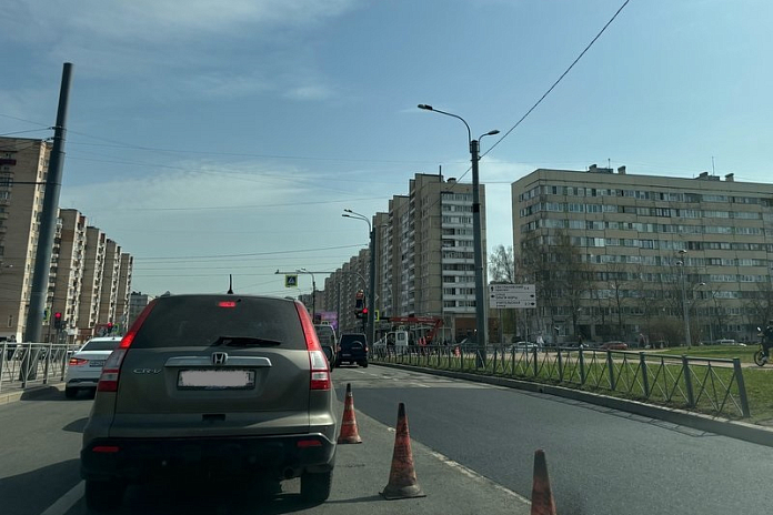 Из-за ремонта дорог в двух районах Петербурга ограничат движение с 16 мая