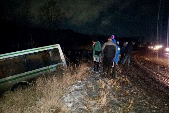 Двое погибли, семеро пострадали в ДТП на дороге Белово - Инской в Кузбассе