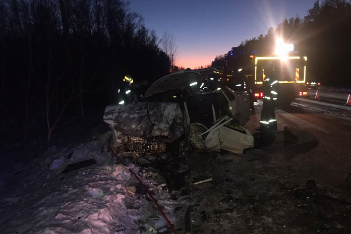 Водитель и пассажир ВАЗа погибли в ДТП в Челябинской области