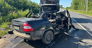 Три человека стали жертвами утреннего ДТП с возгоранием во Владимирской области