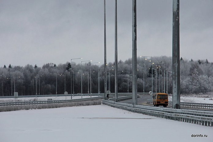 Федеральные трассы в Свердловской и Тюменской областях патрулируют в период аномальных морозов