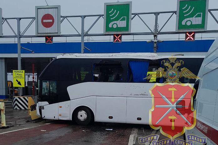 Прокуратура контролирует выяснение обстоятельств ДТП с автобусом на трассе М-4 Дон в Тульской области