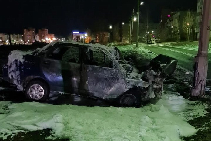 Пассажир ВАЗа погиб в ночном ДТП в Братске