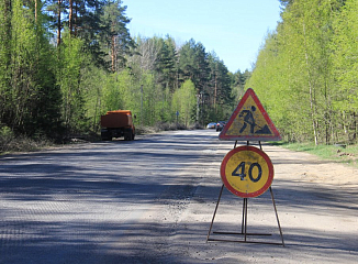 Журналистам показали ремонт дороги к деревне Сярьги в Ленобласти