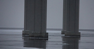 После летнего размыва восстановлен мост в бухте Лазурной во Владивостоке